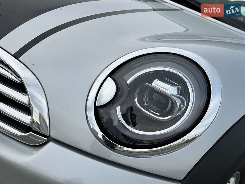 Хэтчбек MINI Cooper 2010 в Одессе