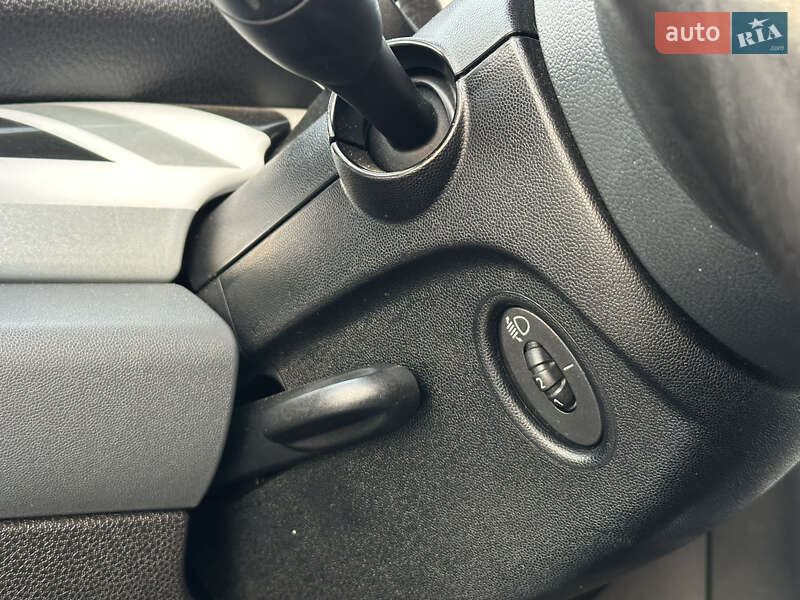 Хэтчбек MINI Cooper 2010 в Одессе