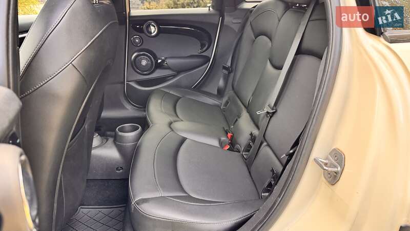 Хетчбек MINI Cooper 2016 в Дніпрі фото 14 Хетчбек MINI Cooper 2016 в Дніпрі