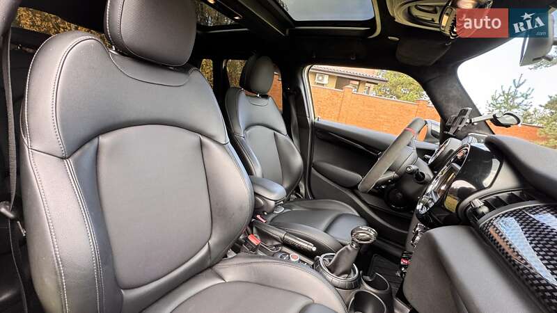 Хетчбек MINI Cooper 2016 в Дніпрі фото 21 Хетчбек MINI Cooper 2016 в Дніпрі