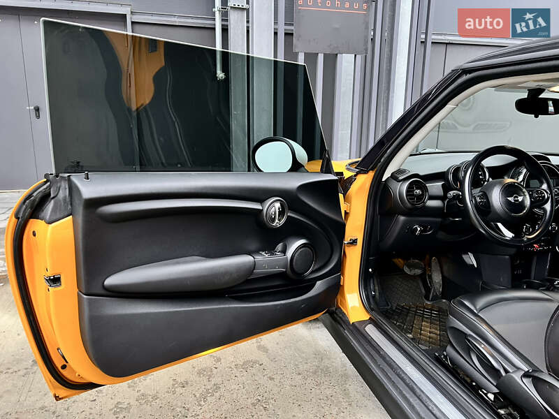 Хетчбек MINI Cooper 2014 в Києві