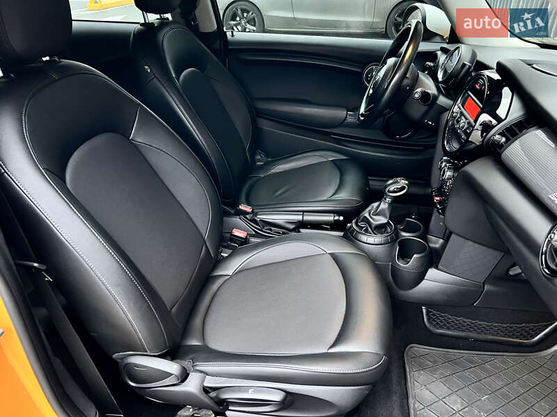 Хетчбек MINI Cooper 2014 в Києві