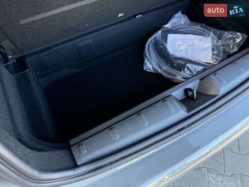 Хэтчбек MINI Cooper 2022 в Хмельницком