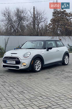 Хэтчбек MINI Cooper 2014 в Днепре