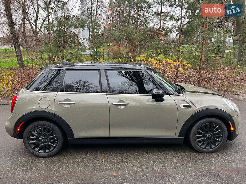 Хетчбек MINI Cooper 2019 в Києві фото 6 Хетчбек MINI Cooper 2019 в Києві