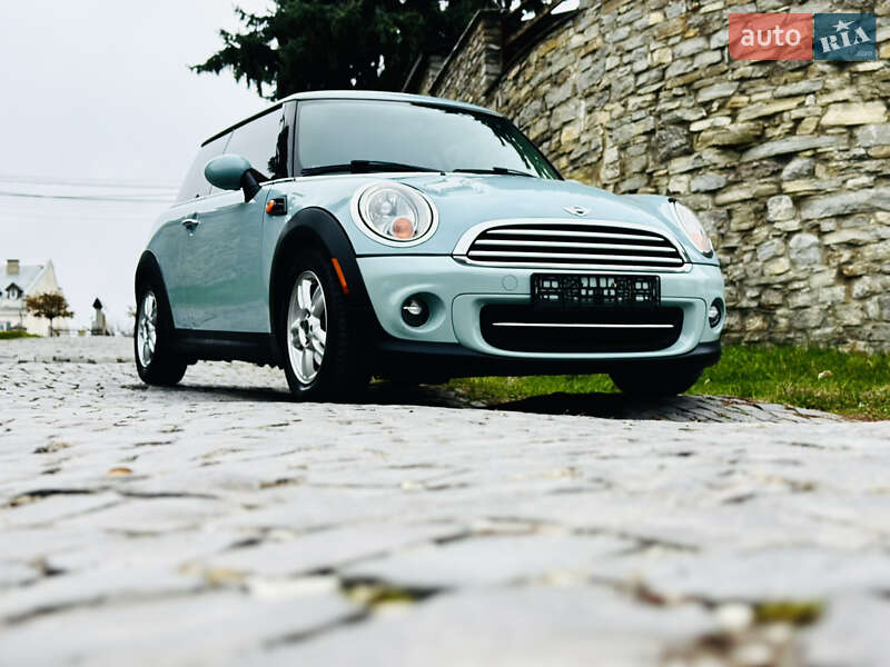 Хэтчбек MINI Cooper 2013 в Каменец-Подольском
