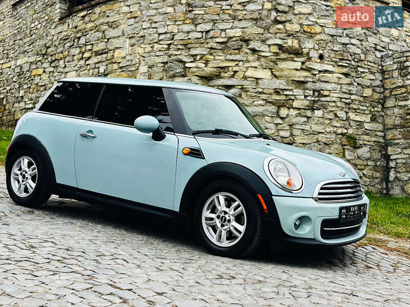 Хэтчбек MINI Cooper 2013 в Каменец-Подольском