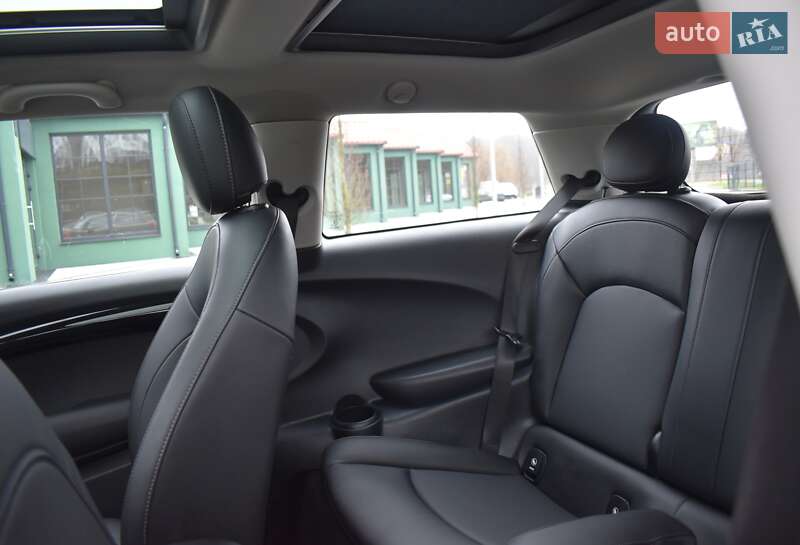 Хетчбек MINI Cooper 2018 в Києві