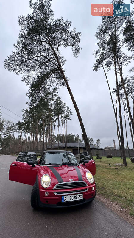 Хетчбек MINI Cooper 2003 в Житомирі