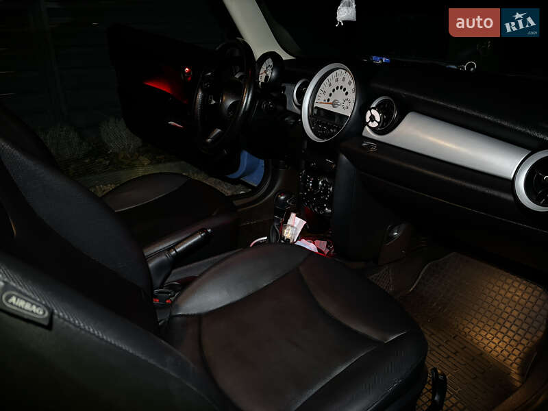 Хэтчбек MINI Cooper 2012 в Львове