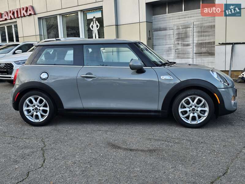 Хэтчбек MINI Cooper 2018 в Одессе фото 7 Хэтчбек MINI Cooper 2018 в Одессе