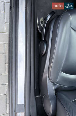 Хэтчбек MINI Cooper 2011 в Житомире