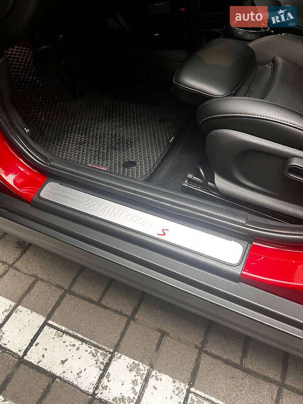 Хэтчбек MINI Cooper 2016 в Киеве фото 20 Хэтчбек MINI Cooper 2016 в Киеве