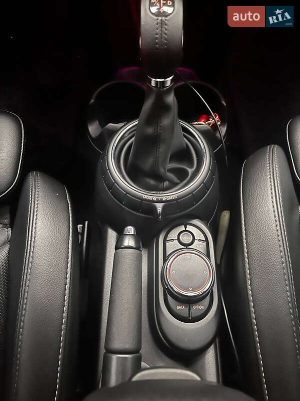 Хэтчбек MINI Cooper 2016 в Киеве фото 27 Хэтчбек MINI Cooper 2016 в Киеве