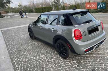 Хэтчбек MINI Cooper 2018 в Днепре