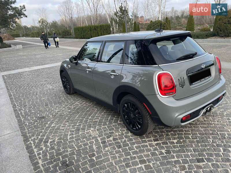 Хетчбек MINI Cooper 2018 в Дніпрі фото 3 Хетчбек MINI Cooper 2018 в Дніпрі