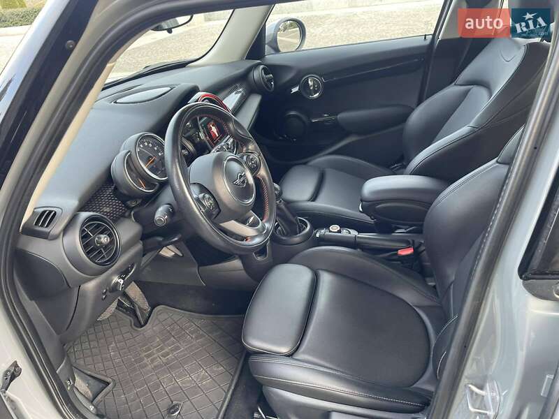 Хетчбек MINI Cooper 2018 в Дніпрі фото 12 Хетчбек MINI Cooper 2018 в Дніпрі