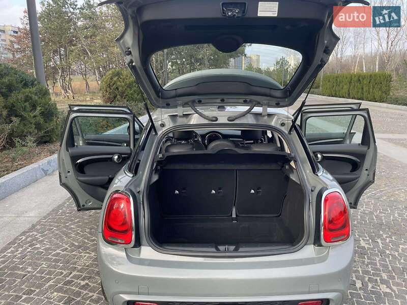 Хетчбек MINI Cooper 2018 в Дніпрі фото 14 Хетчбек MINI Cooper 2018 в Дніпрі