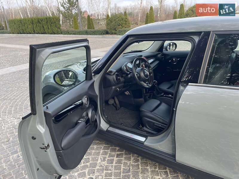 Хетчбек MINI Cooper 2018 в Дніпрі фото 19 Хетчбек MINI Cooper 2018 в Дніпрі