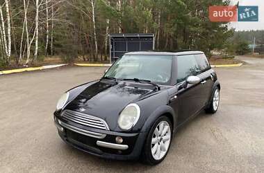 Хэтчбек MINI Cooper 2004 в Бородянке