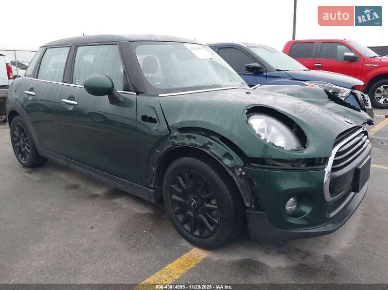 MINI Cooper 2018