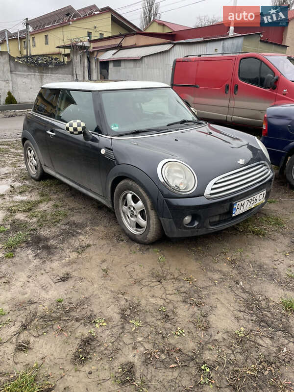 Хэтчбек MINI Cooper 2007 в Хмельницком фото Хэтчбек MINI Cooper 2007 в Хмельницком