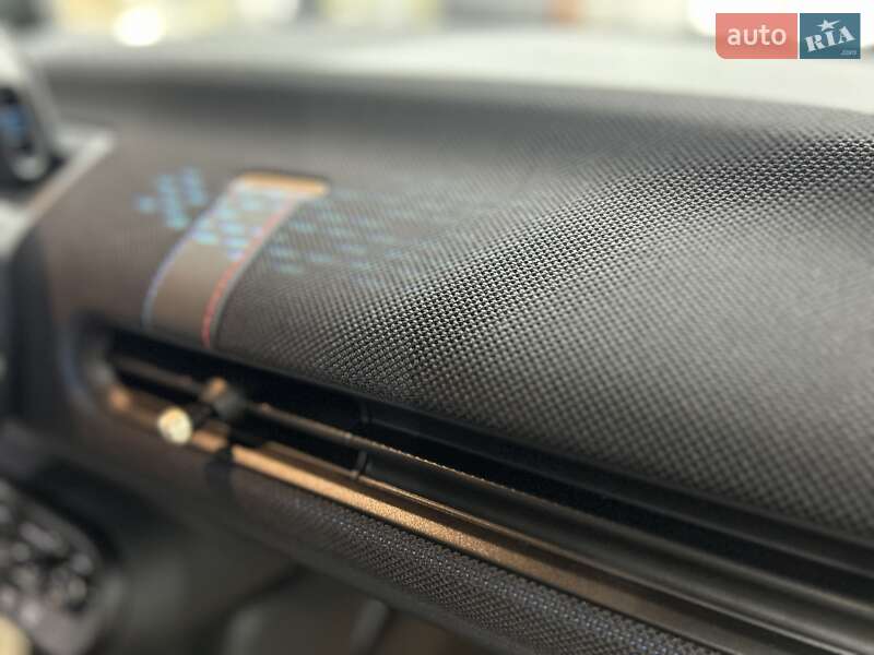 Хэтчбек MINI Cooper 2024 в Львове фото 32 Хэтчбек MINI Cooper 2024 в Львове