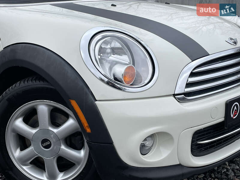Хэтчбек MINI Cooper 2011 в Киеве фото 3 Хэтчбек MINI Cooper 2011 в Киеве