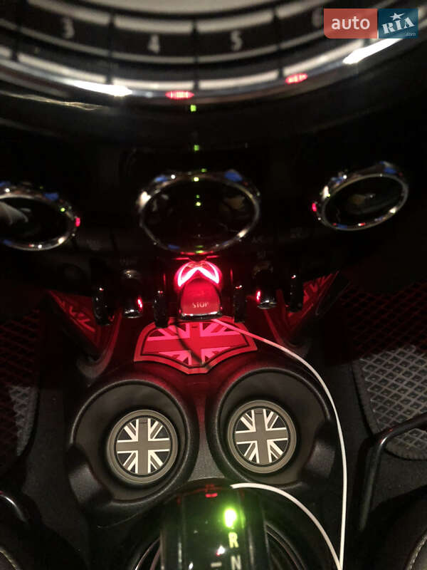 Хэтчбек MINI Cooper 2016 в Киеве