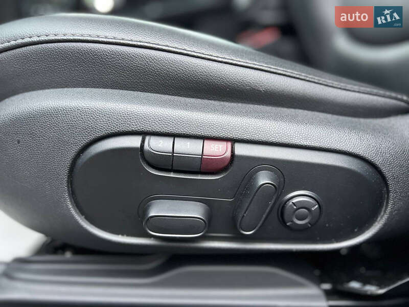 Хэтчбек MINI Cooper 2018 в Житомире фото 10 Хэтчбек MINI Cooper 2018 в Житомире