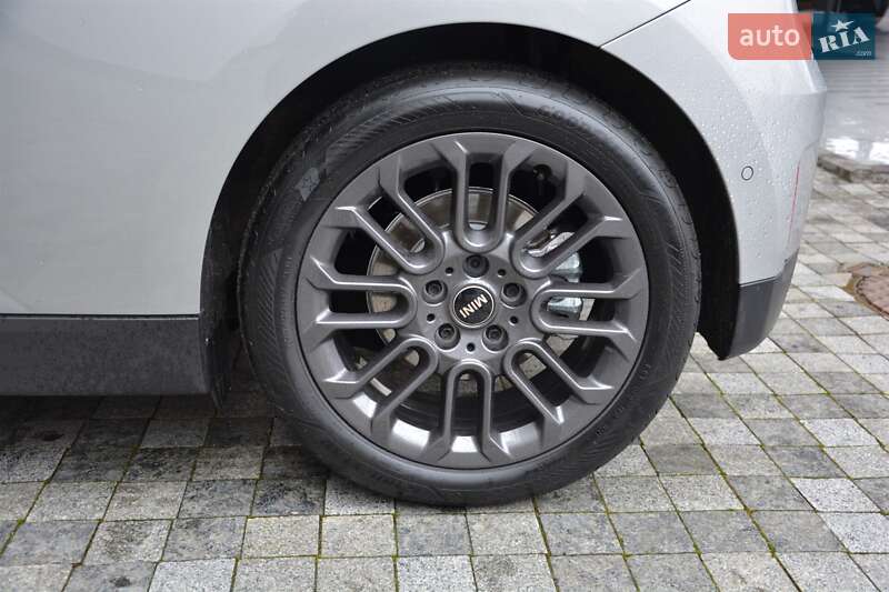 Хэтчбек MINI Cooper 2024 в Киеве