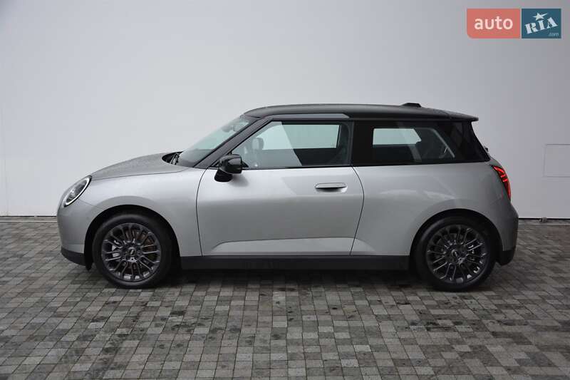 Хэтчбек MINI Cooper 2024 в Киеве