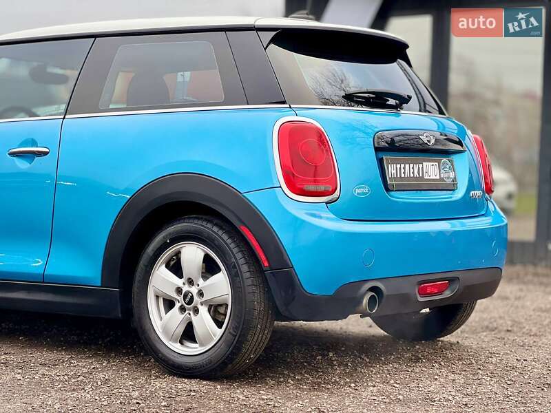 Хэтчбек MINI Cooper 2016 в Киеве