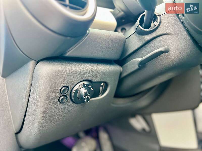 Хэтчбек MINI Cooper 2016 в Киеве