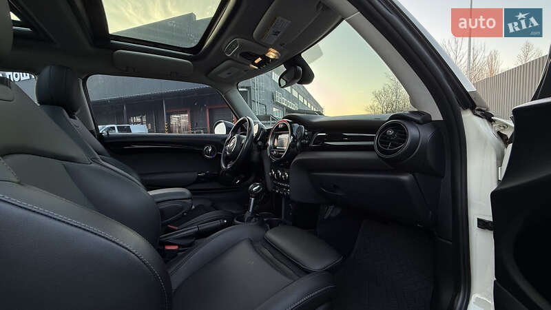 Хэтчбек MINI Cooper 2019 в Житомире фото 21 Хэтчбек MINI Cooper 2019 в Житомире