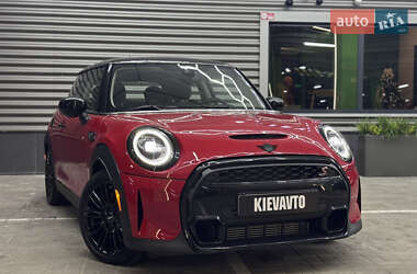 Хэтчбек MINI Cooper 2023 в Киеве