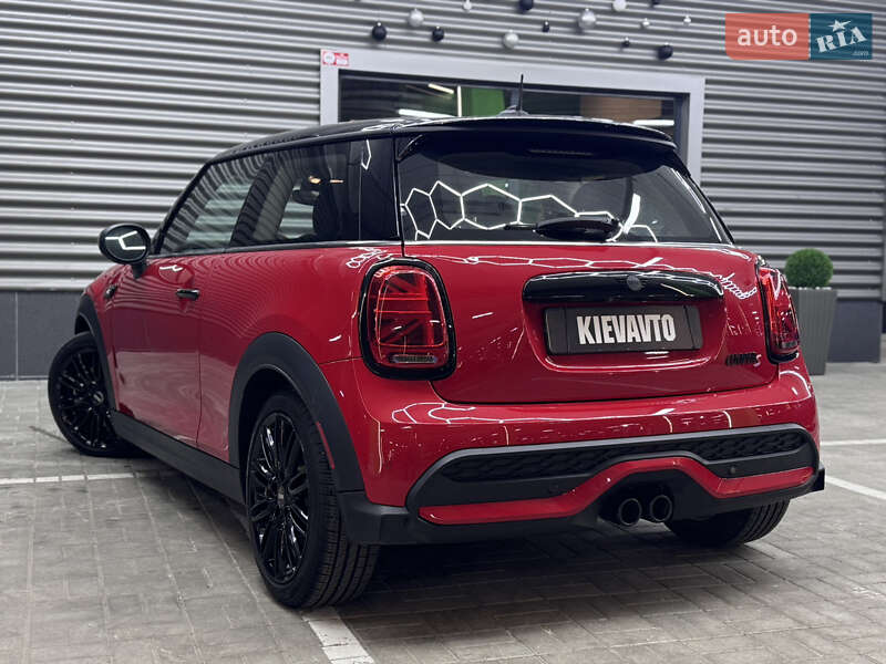 Хэтчбек MINI Cooper 2023 в Киеве