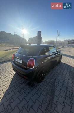 Хэтчбек MINI Cooper 2022 в Хмельницком