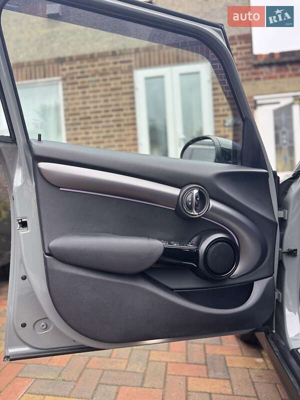 Хэтчбек MINI Cooper 2021 в Одессе