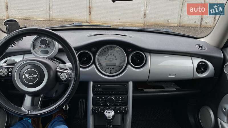 Хетчбек MINI Cooper 2002 в Києві фото 9 Хетчбек MINI Cooper 2002 в Києві