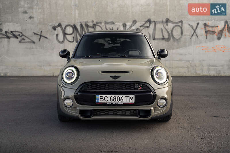 Хэтчбек MINI Cooper 2018 в Киеве