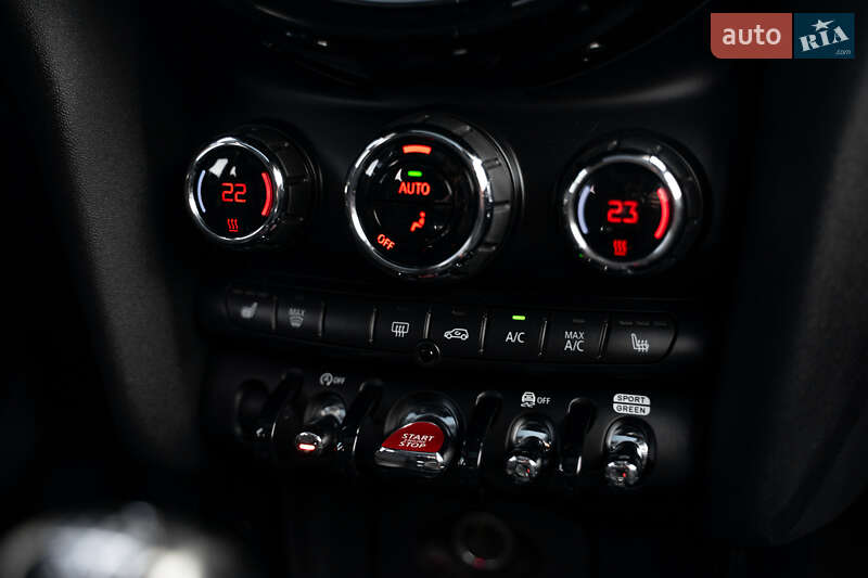 Хэтчбек MINI Cooper 2018 в Киеве