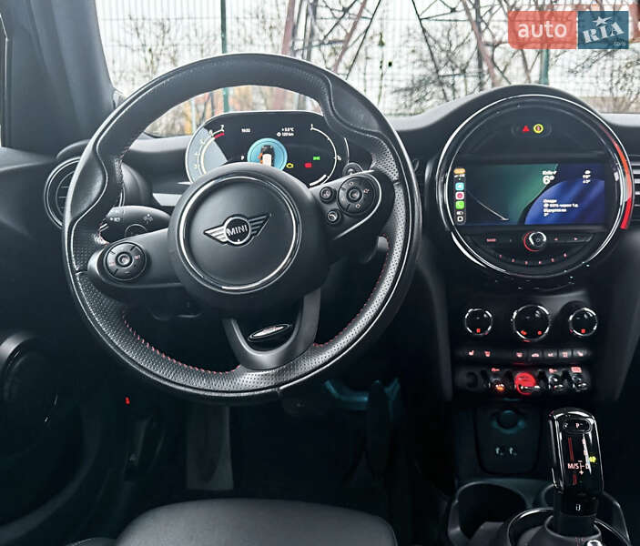Хэтчбек MINI Cooper 2020 в Киеве