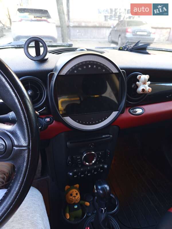 Хэтчбек MINI Cooper 2010 в Запорожье