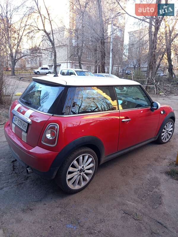 Хэтчбек MINI Cooper 2010 в Запорожье