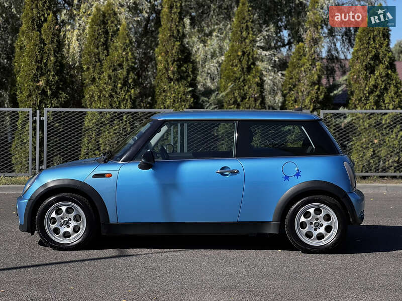 Хетчбек MINI Cooper 2004 в Смілі