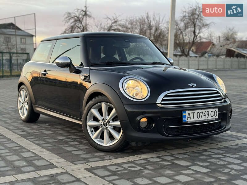 Хетчбек MINI Cooper 2013 в Івано-Франківську фото Хетчбек MINI Cooper 2013 в Івано-Франківську