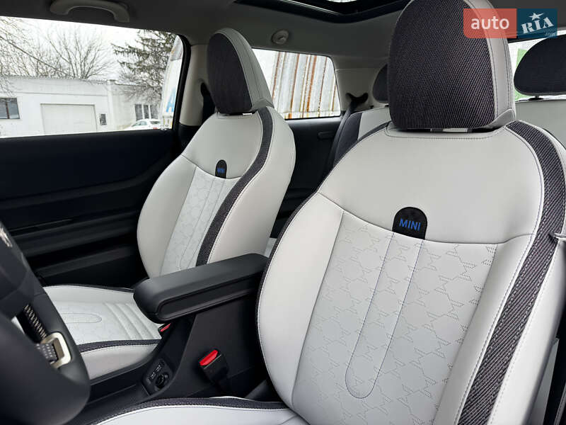 Хетчбек MINI Cooper 2024 в Києві