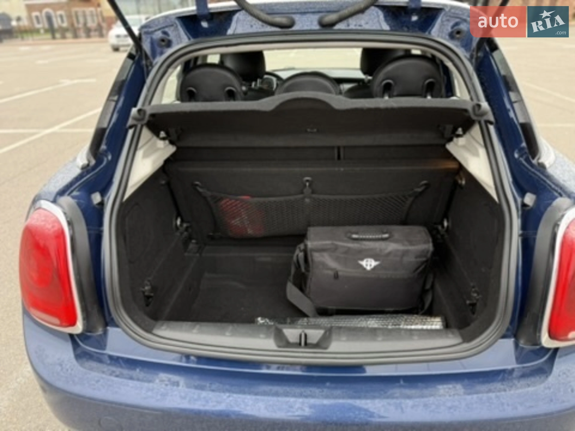 MINI Cooper 2014 VIN WMWXS5C58FT828900 фото оголошення 9 з 13
