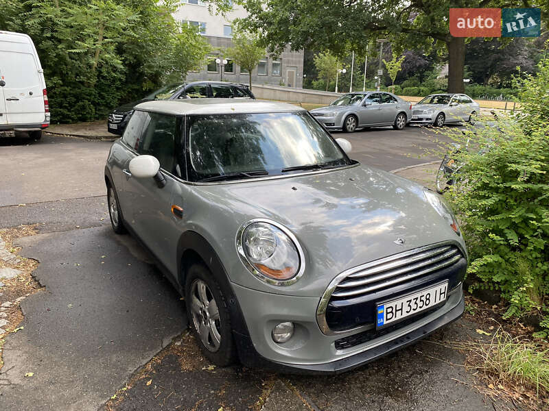 Хэтчбек MINI Cooper 2015 в Одессе